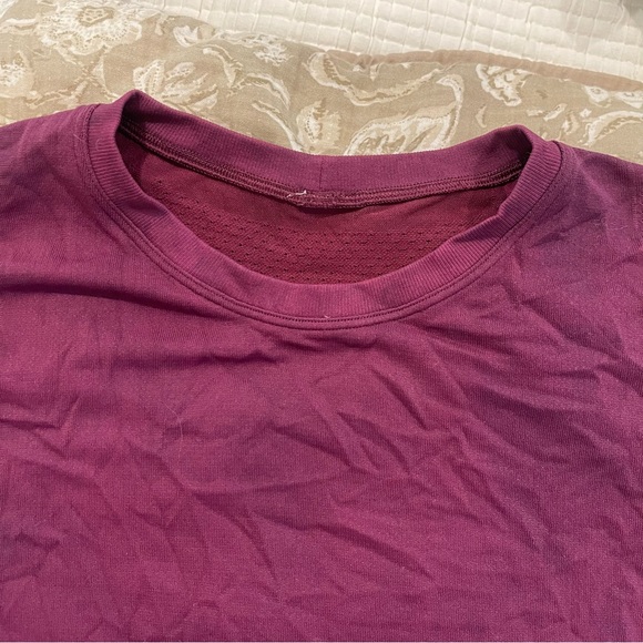 Lululemon Train To Be Tee Short Sleeve - Picture 4 of 5